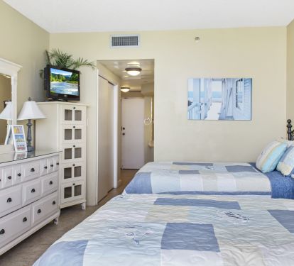 The third bedroom (801A) has two double beds and a huge shower.