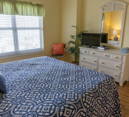 master king suite with new floors in 2020