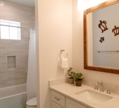 2nd floor guest bath with shower/tub combo for the living area &amp; bunk room.