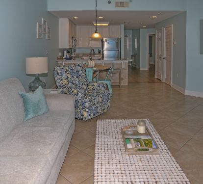 looking back towards kitchen