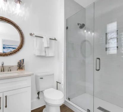 Driftwood-24 Bedroom 4 Bath. PIc 1. King with attachmed bath with quartz vanity and frameless glass shower