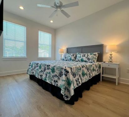 Bedroom 3 with King memory foam mattress