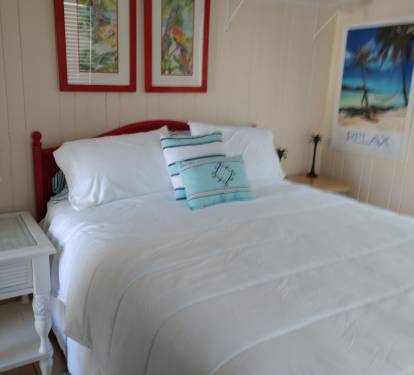 Queen Bedroom Rear with Bath/Shower
