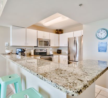 1710 Kitchen