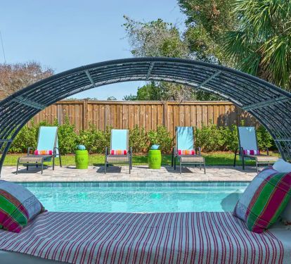 Breeze-3 A truly private pool with a large fenced backyard is impossible to find in Destin's Crystal Beach. Breeze's pool is ready to create amazing instagram moments for you!