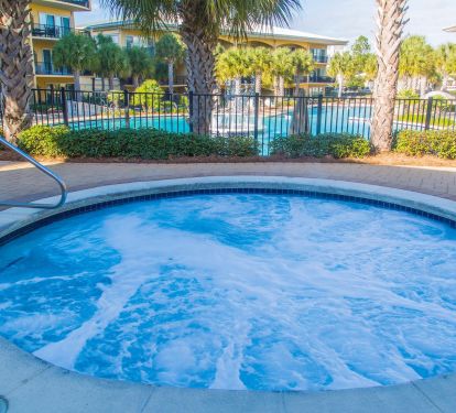 Wonderful community hot tub/ Children welcome with direct parental supervision
