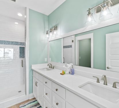 2nd level Bath for North King Bedroom.