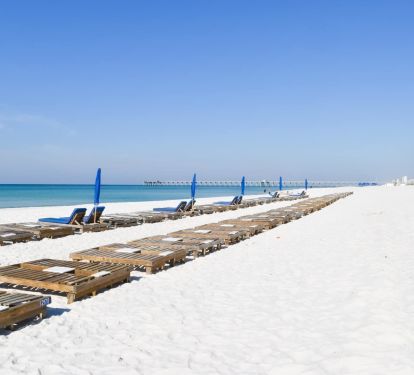 Grand Panama Beach Resort boasts 650 feet of shoreline