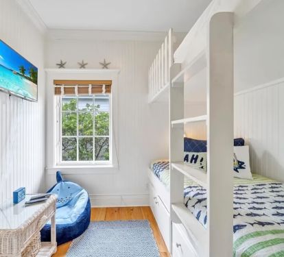 2nd Floor Bunkroom