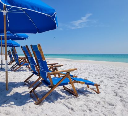  Complimentary Beach Set is Waiting for You