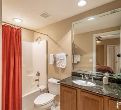 Queen Bedroom #2 Bathroom