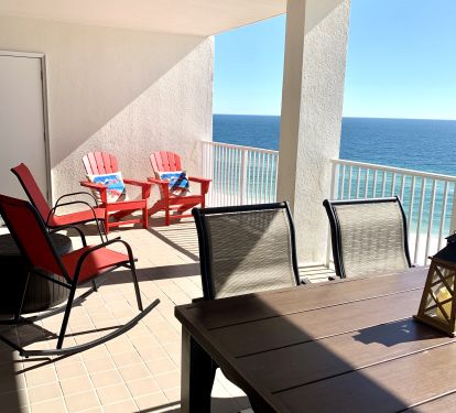 HUGE private balcony with over 200 sq. feet. Plenty of seating for dining too!