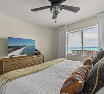 The Sandcastle Penthouse on Miramar Beach _13