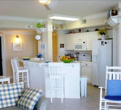 Kitchen. Ocean view from the sink.