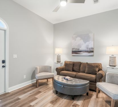 Mother-in-Law Living Area with Queen Sofa Sleeper