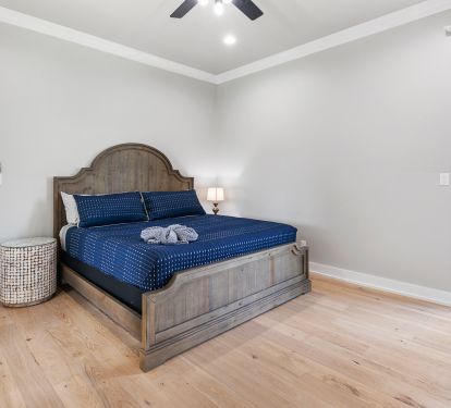 2nd floor king suite