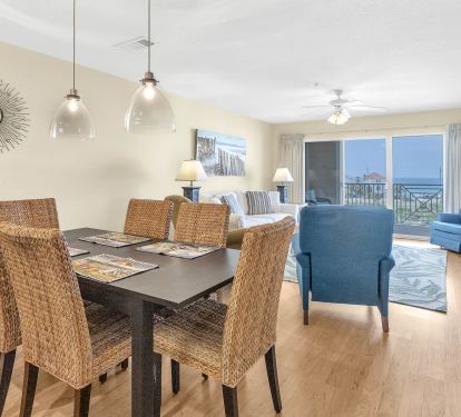 Gulf views from your dining room! (seating for 6)