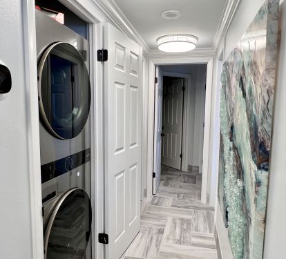 Brand new LG laundry center for guests' use
