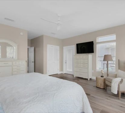 Sunkissed-21 2nd Floor. Bed 2, photo 2. King master suite with private full bath and balcony.