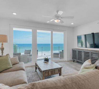 Magnificent views of the gulf from living room