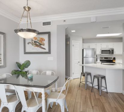 Kitchen seating area