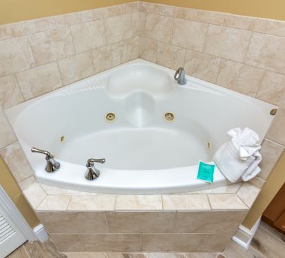 Ahhhh... unwind in your big jetted tub in the master bathroom