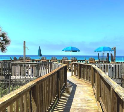 view walking out to the beach from Largo Mar's private deck
