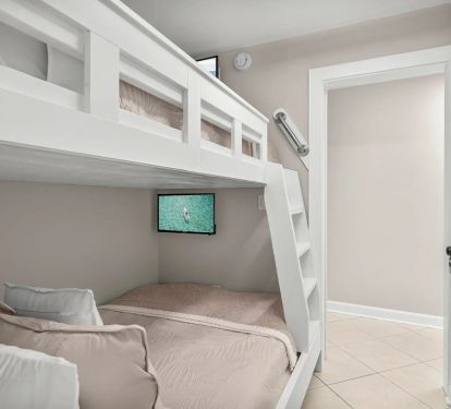 Photo #5