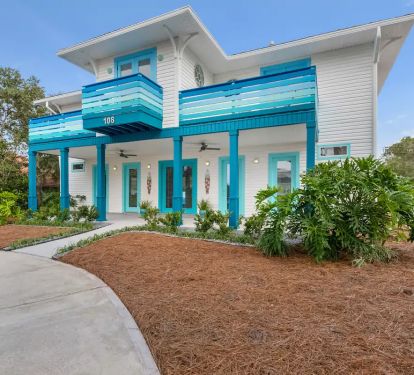 Aqua-5 Front entrance of the house