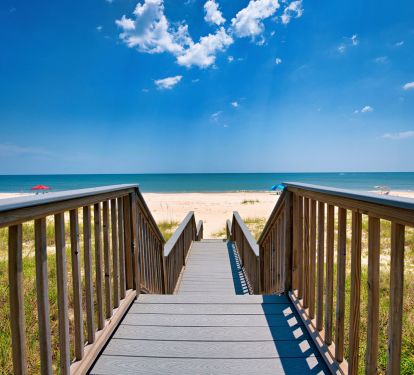 Boardwalk shared by Seaplace 6,7,and 9