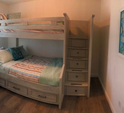upstairs twin over full bunkbed with twin trundle 