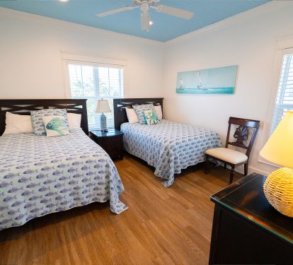 Cottages at Romar C3 Upstairs Double Bedroom