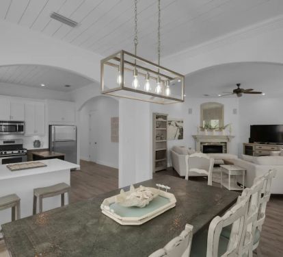 Vibe-18 Open layout concept offers plenty of space for everyone.