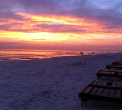 The sunsets over the ocean are spectacular with higher ceiling on the top floor 