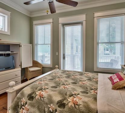 Another view of downstairs guest bedroom from bathroom door.