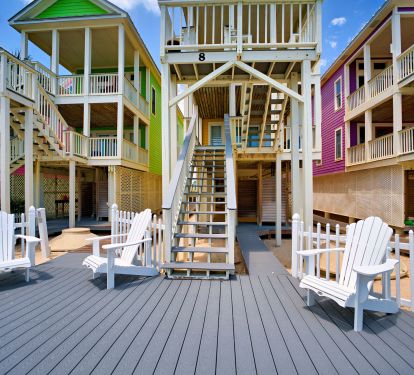 Stairs to deck and pool