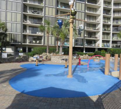 Splash pad for those little ones