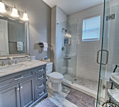 stunning bathroom attached to other King ensuite upstairs 