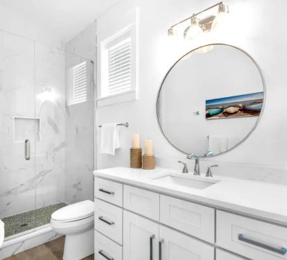 Horizon-24 Bedroom 1 bath. Pic 1. 2nd floor. Quartz vanity. Frameless glass shower.