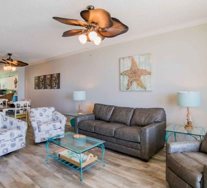Family area w Gulf views