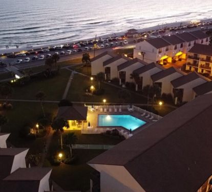Night time at Blue Surf---- so relaxing!