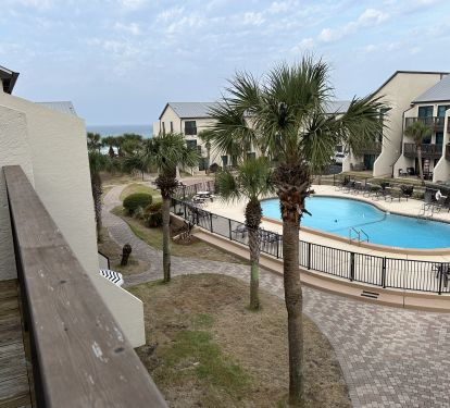 view from 3rd floor balcony