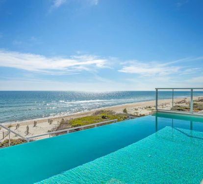 Sweeping views of the Gulf from this amazing pool!