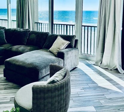 Panoramic View in Living and Dining Area!