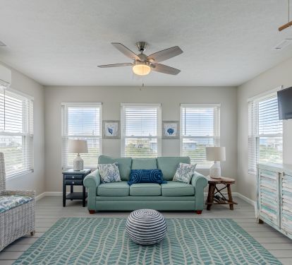 Master Suite Sitting Area