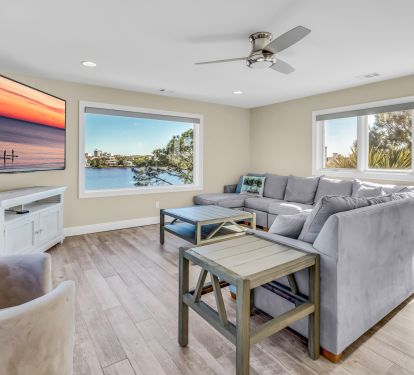 3rd Floor King Suite Living Area with Large TV