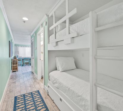 Crystal Sands 1 BR 1.5 BA 207B_19