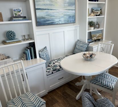 Nook for board games, puzzles, card games