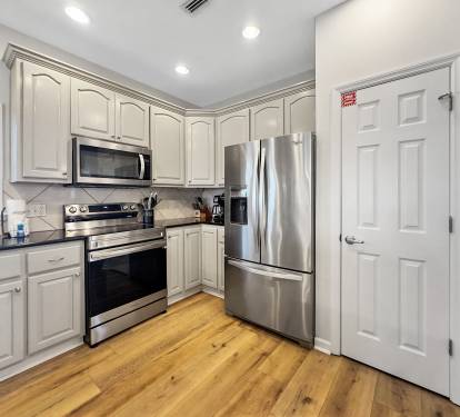 Large Kitchen with Pantry and lots of Counter Space