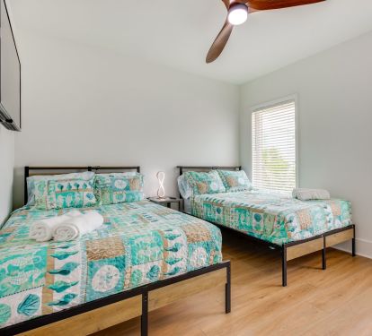 Bedroom 2 | 2 Full Beds | 2nd Floor